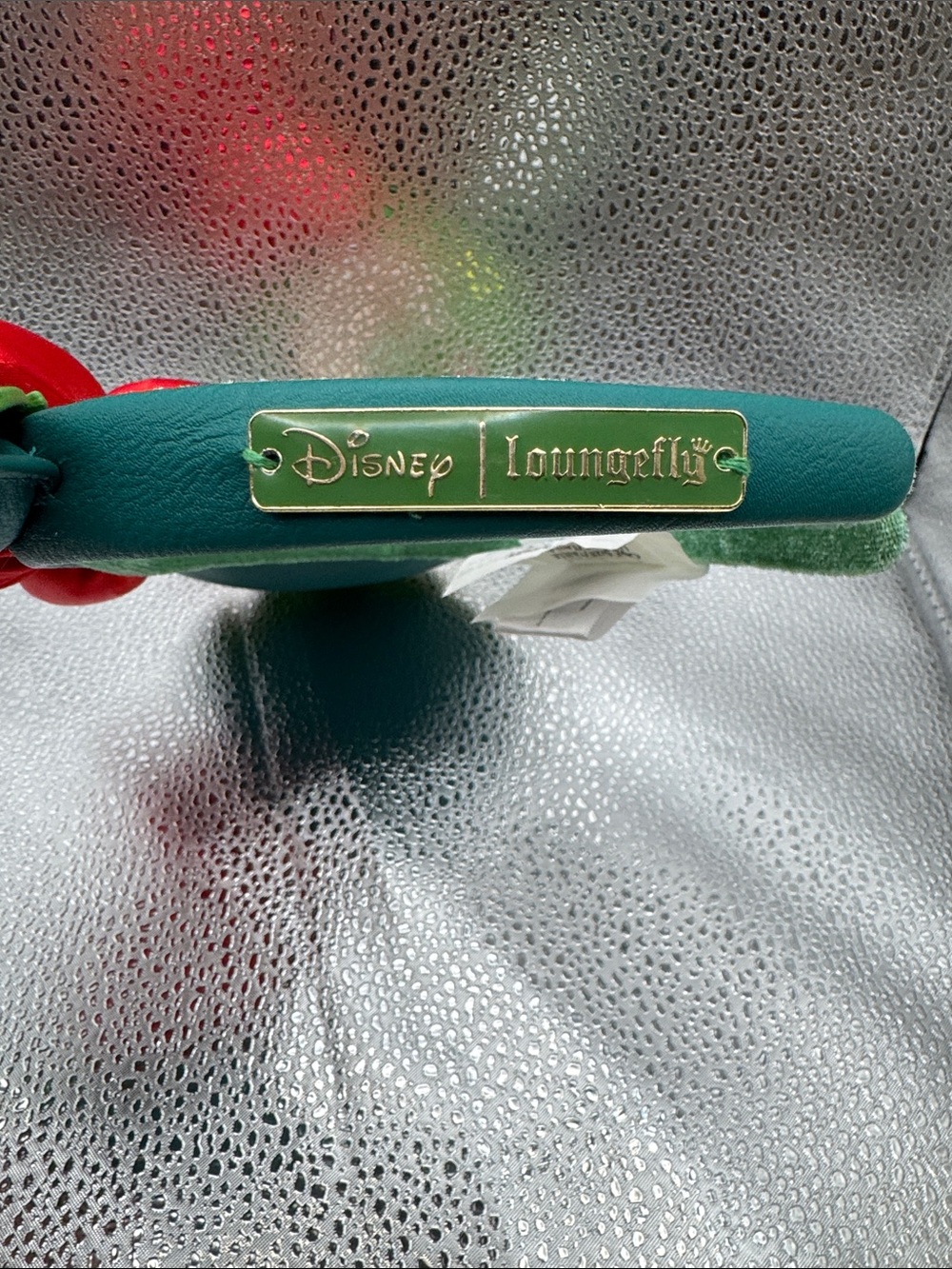 Disney 2023 Loungefly Holiday Christmas Wreath Glow Minnie Ears Headband~New - Picture 4 of 5